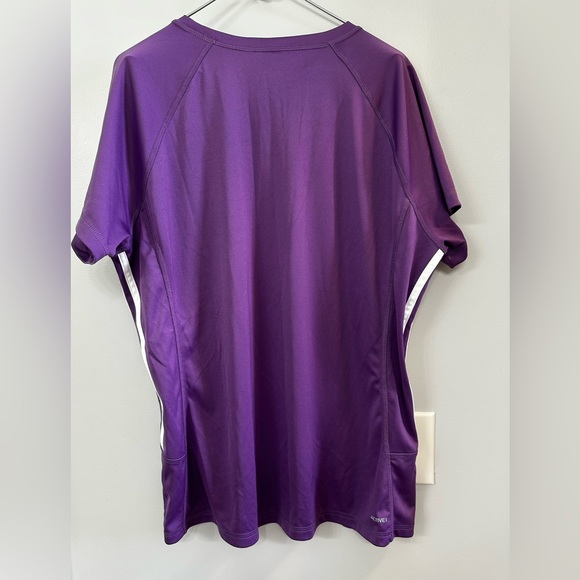 Addidas short sleeve - Picture 2 of 3